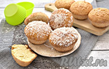 Маффины с кокосовой стружкой