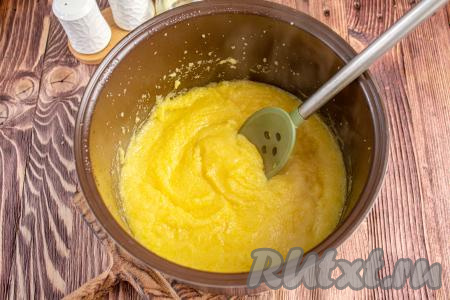 В процессе приготовления я перемешала мамалыгу лопаткой 1-2 раза.&nbsp;