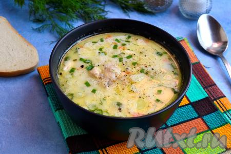 Сырный суп с курицей в мультиварке