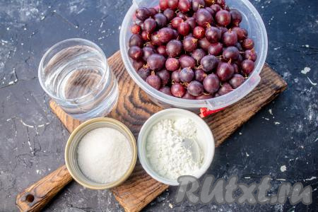 Подготовьте необходимые ингредиенты для приготовления киселя. Ягоды можно взять как свежие, так и замороженные. Если крыжовник свежий, тогда удалите испорченные ягоды. Если используйте замороженный крыжовник, его можно не размораживать.