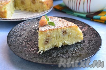 А вот как пирог "12 ложек", испечённый в мультиварке, выглядит в разрезе.