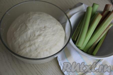 Тесто хорошо поднимется (увеличится в несколько раз).