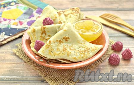 Блины на кефире с манкой и мукой