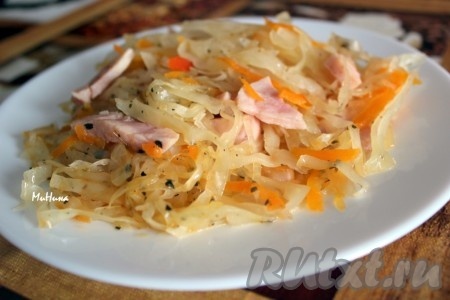 Тушеная маринованная капуста