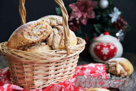 Песочное печенье с безе и орехами
