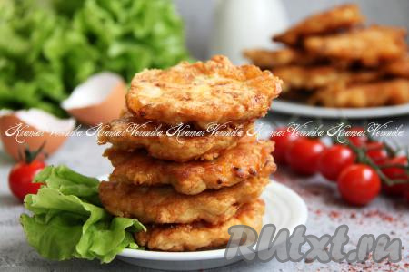 Сыр придаёт этим рубленным котлетам сливочную нотку, а нежное мясо индейки делает это простое блюдо очень запоминающимся. Всем советую этот рецепт!