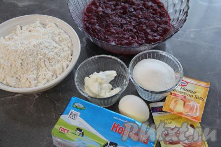 Подготовить продукты для теста.
