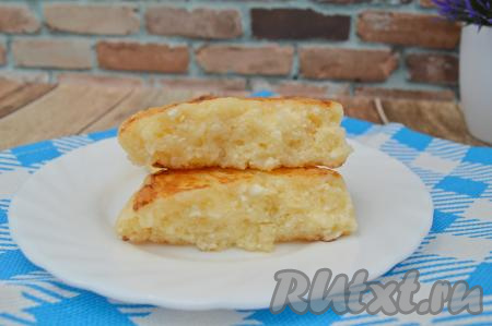 А вот такими получаются наши сырники в разломе. Угощайтесь!