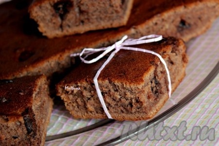 Насыщенный бархатный вкус этого шоколадного пирога понравится всей семье.
