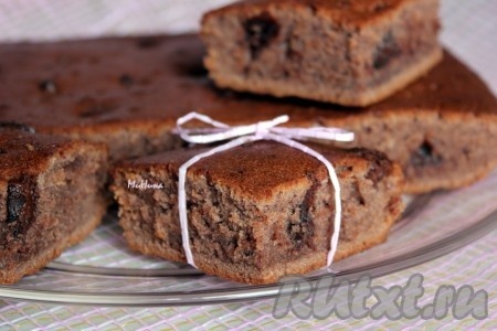 Пирог с шоколадной начинкой