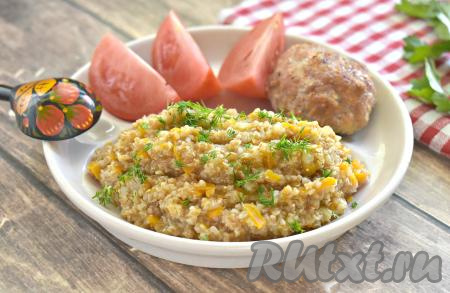 Пшеничная каша с луком и морковью