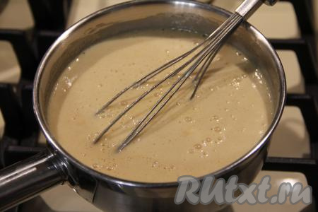 Масса станет пышной и заметно увеличится в объёме.