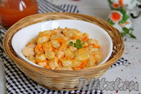 Галушки с курицей и чесноком
