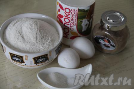 Подготовить продукты для приготовления блинов с корицей на молоке.