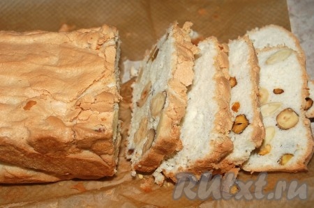 После остывания разрезать на кусочки по 1 см шириной.
