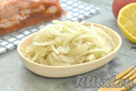 Лук, маринованный в бальзамическом уксусе