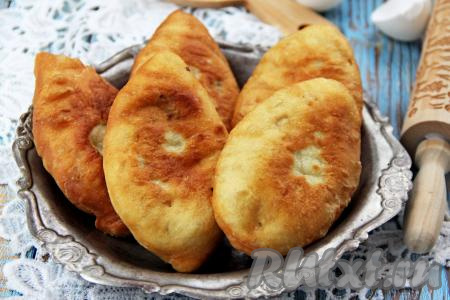 Жареные пирожки с капустой и фаршем