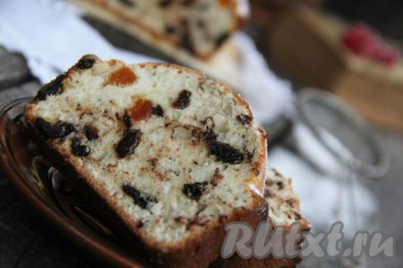 Кекс на кефире с сухофруктами