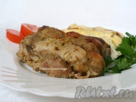 Свиные ребрышки, запеченные в духовке