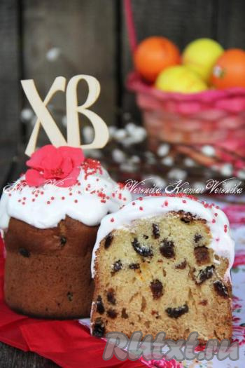 Посмотрите, какой аппетитный пасхальный кулич мы испекли без использования дрожжей.