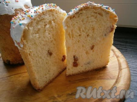 Разрез творожного кулича через 10 часов созревания.