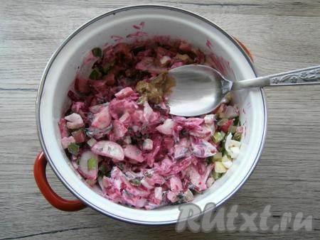 Добавить горчицу, перемешать.