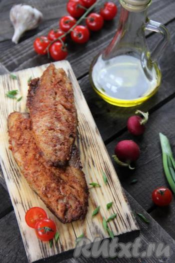 Наивкуснейшая скумбрия, запеченная по рецепту Гордона Рамзи, готова, можно подавать к столу.