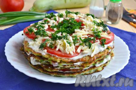 Кабачковый торт с помидорами и сыром