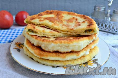 Лепешки с картошкой и сыром на сковороде