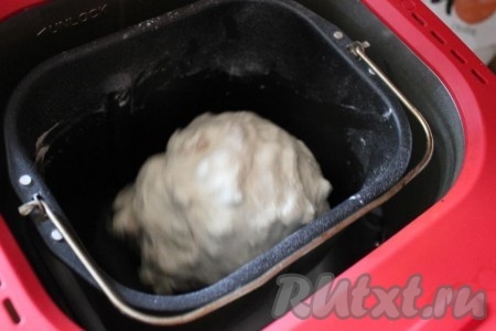 И "колобок" из теста некоторое время будет напоминать "ёжика".