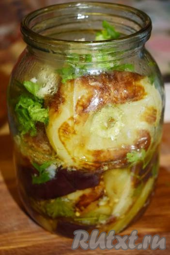 Когда банка заполнится до самого верха, ждем закипания нашего чайника.