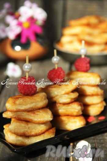 Бананы в кляре на сковороде