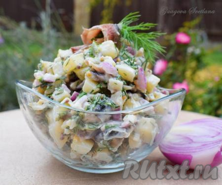 Салат с хамсой 