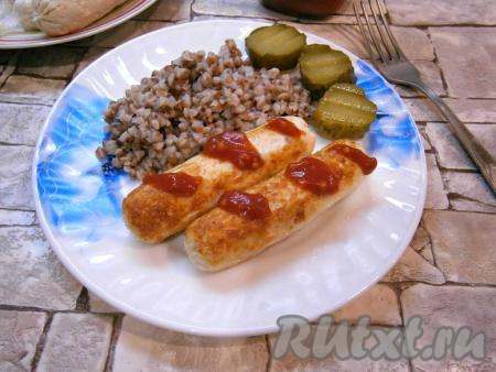 Сосиски из куриного филе в пищевой пленке