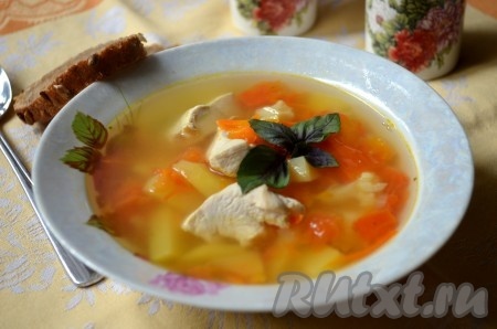 Куриный суп с овощами