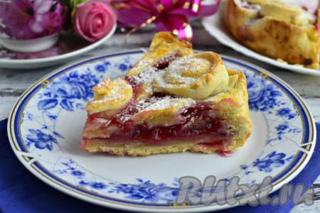 Рецепт пирога с малиновым вареньем
