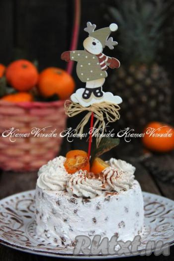 Торт из шоколадных шариков без выпечки