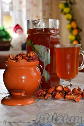 Как сварить компот из сушеных яблок