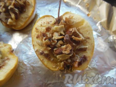 Вот такие красивые запеченные яблоки получились.