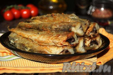 Навага, жареная на сковороде, получается очень вкусной, с аппетитной, хрустящей корочкой и нежным мясом. Рыбка, приготовленная по этому простому рецепту, наверняка, понравится многим!