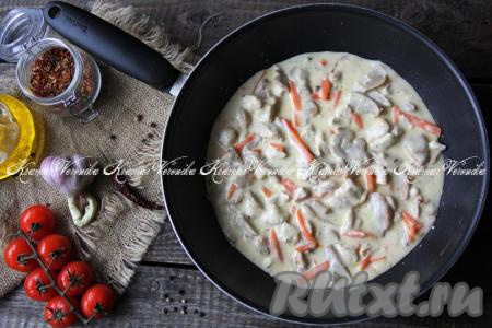 Курица в молочно-сметанном соусе