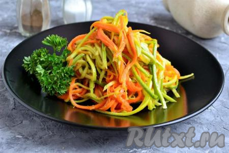 Кабачки с морковью по-корейски