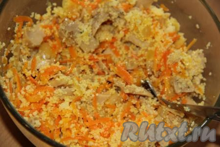 Начинка получается яркой и аппетитной.