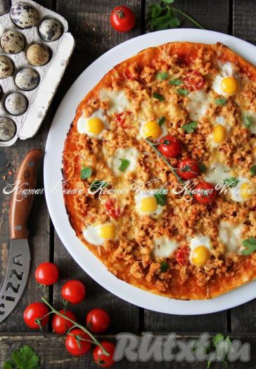 Пицца с фаршем и сыром