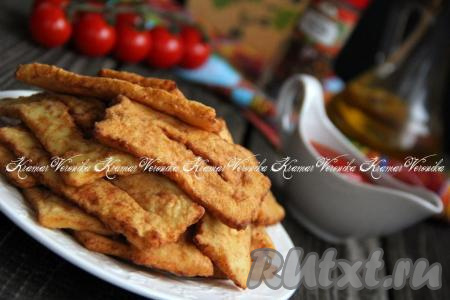 Аппетитный, нежный картофельный хворост подать к столу с любым соусом. Очень вкусно и сытно, попробуйте!