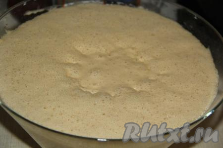 Тесто хорошо поднимется. Перед выпечкой тесто не перемешивать!