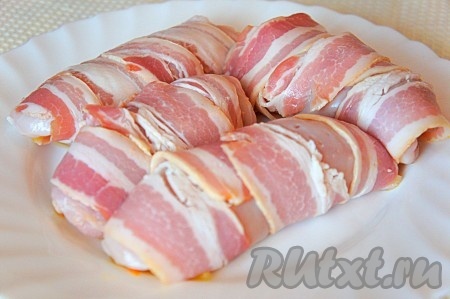 Завернуть таким образом все куриные рулеты.