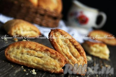 Слоёное печенье на кефире и маргарине