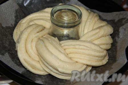 Пирог увеличится в размере.