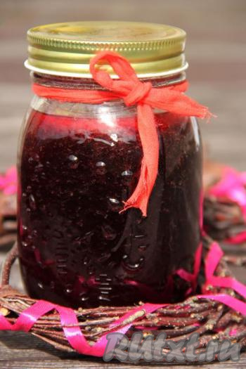 Хранить желе в прохладном месте.&nbsp;Вкусное и яркое желе, сваренное из крыжовника с добавлением лимона и апельсина, порадует вас своим нежным вкусом и прекрасным ароматом, попробуйте!